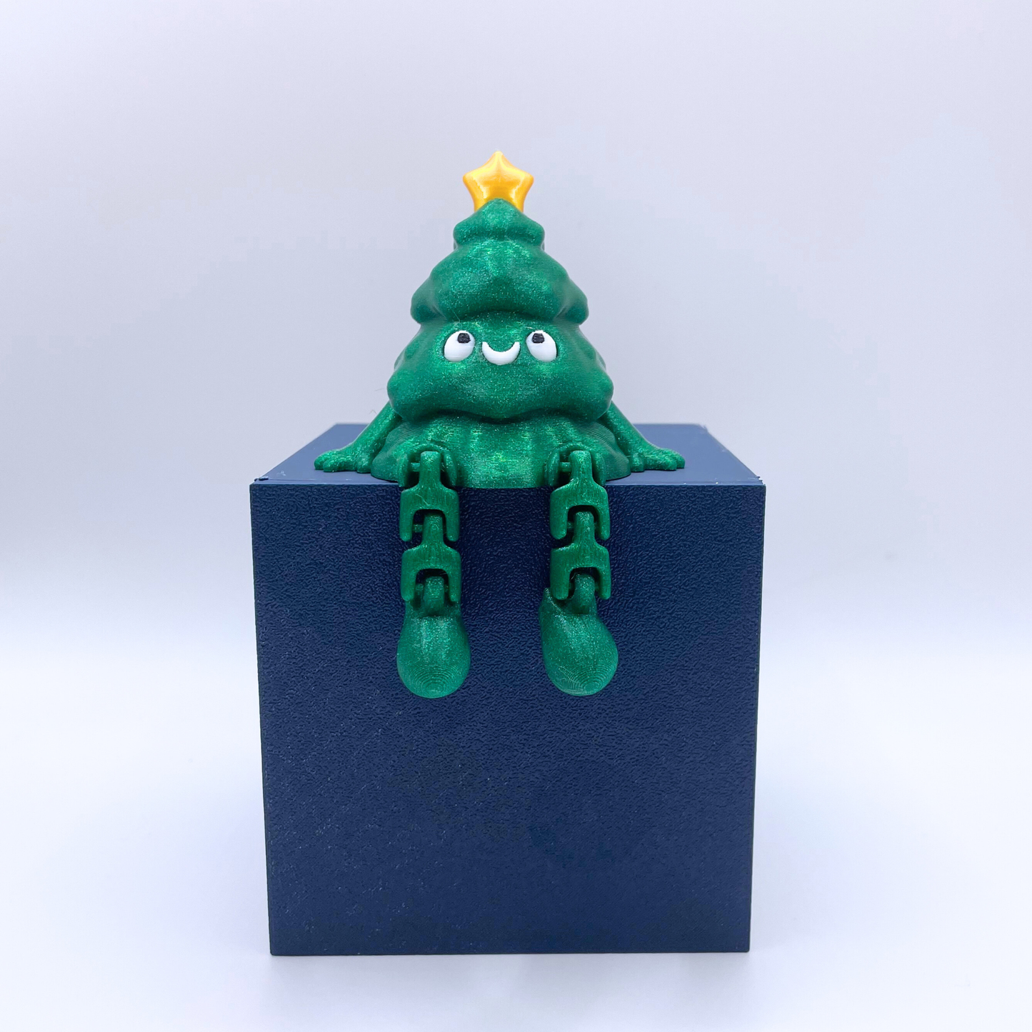 Christmas Tree Shelf Friend