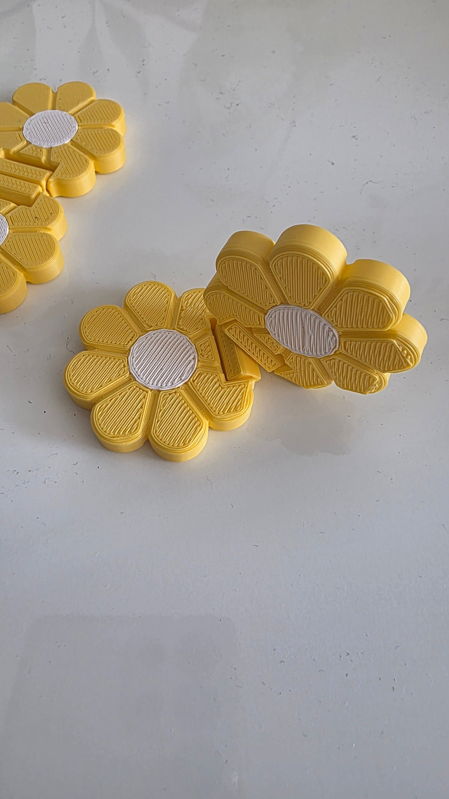 3dFidgets Summer Flower Flip