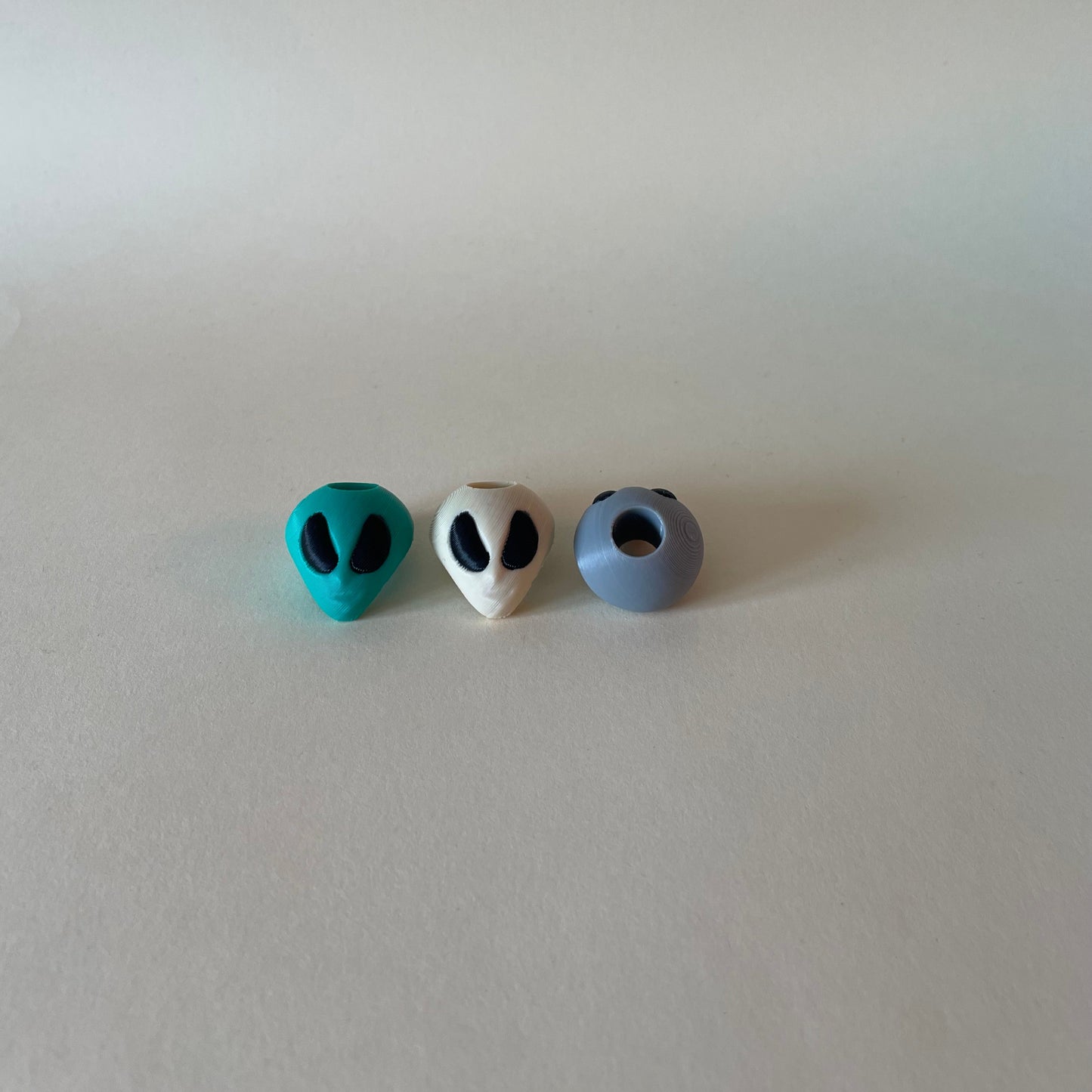 mini alien_head_hoodie_beads